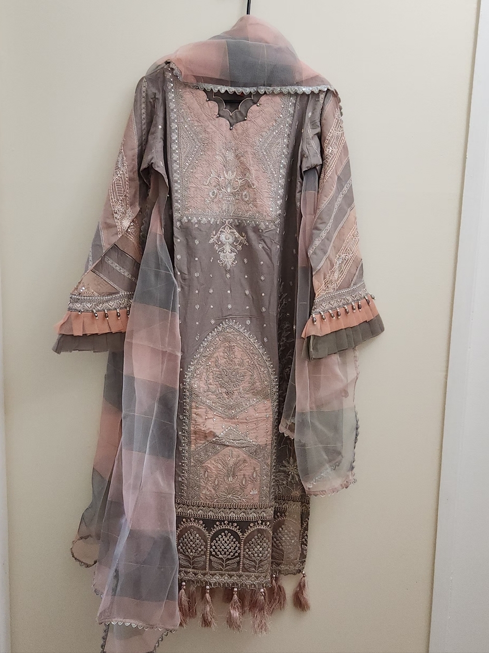 New 3 Piece Pakistani Dress Size M